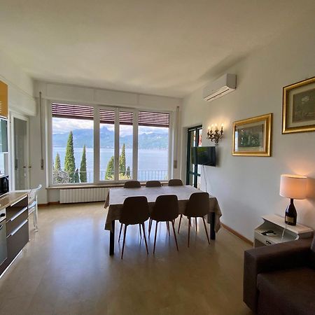 Wonderful Lake View Apartments With Pool With Breakfast Gardasee Torri Del Benaco Exterior photo