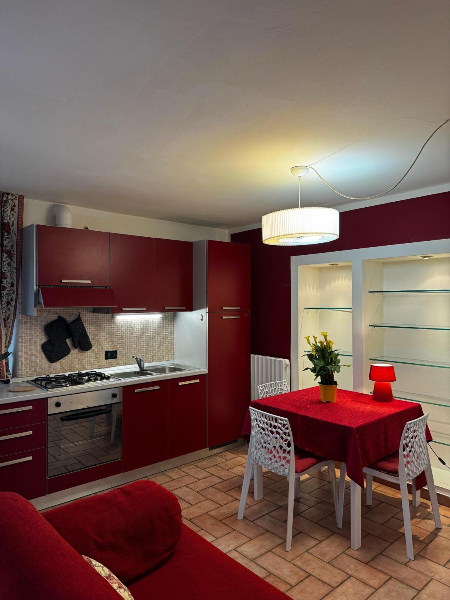 Wonderful Lake View Apartments With Pool With Breakfast Gardasee Torri Del Benaco Exterior photo